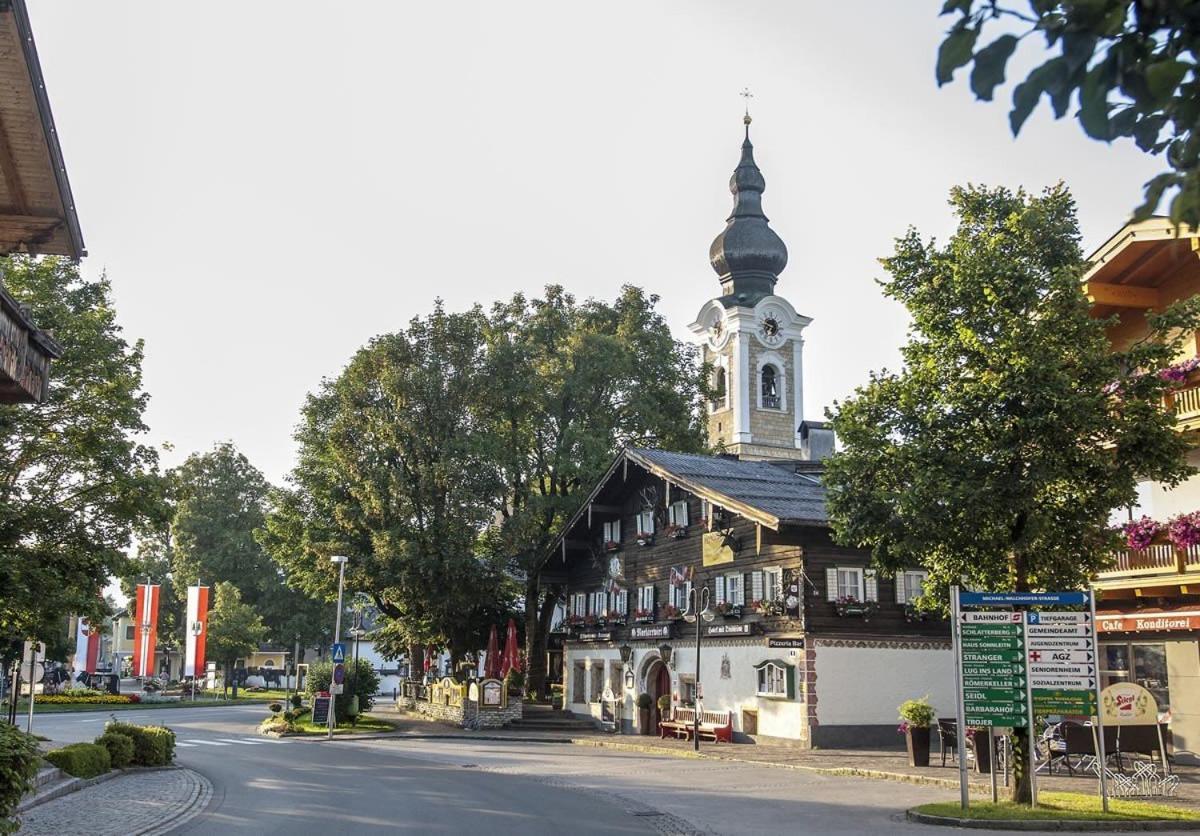 Hotel Gasthof Markterwirt Altenmarkt im Pongau Exterior photo